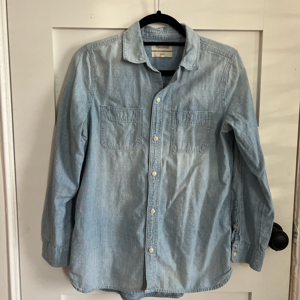 Madewell button up chambray top